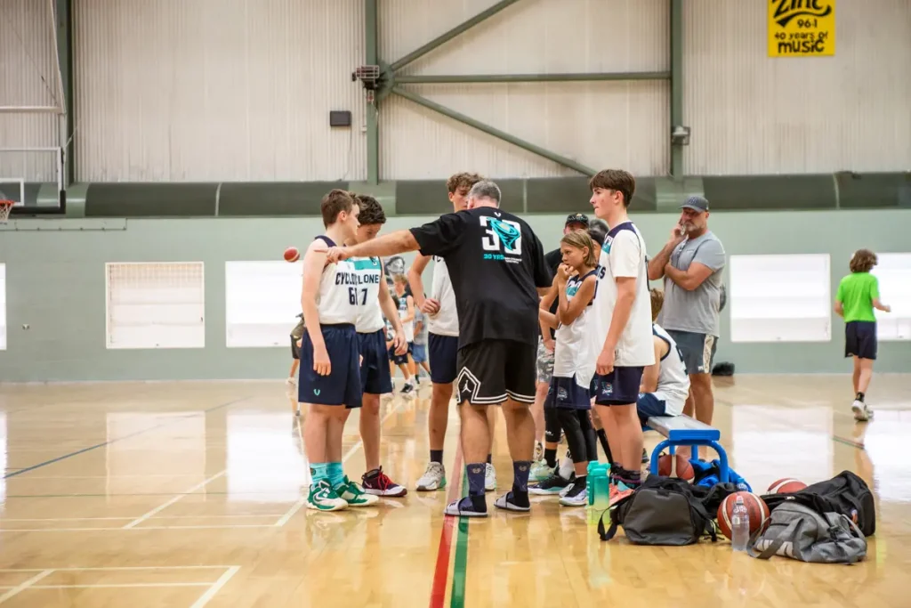Noosa Cyclones Basketball Juniors with Coach